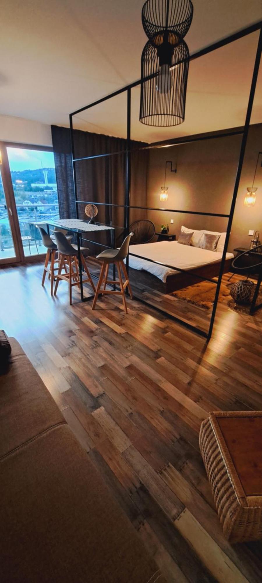 The World Apartament II Targu-Mures Bagian luar foto